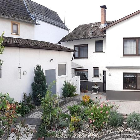 Refugium Villa Real Karben Esterno foto